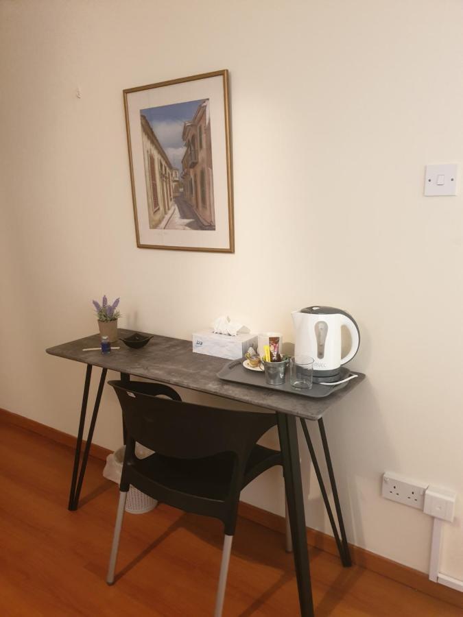 Happy Rooms 2411 Engomi Екстер'єр фото